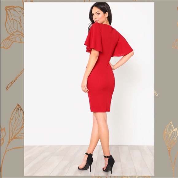 ๐HP๐ Beautiful Red Dress with Flutter Sleeve - Picture 6 of 7